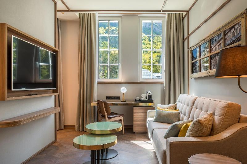 Canfranc Estacion Royal Hideaway Hotel Exterior foto